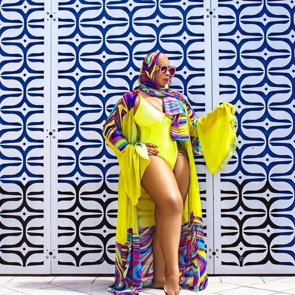 Head scarf and coverup - Picture 3 of 3